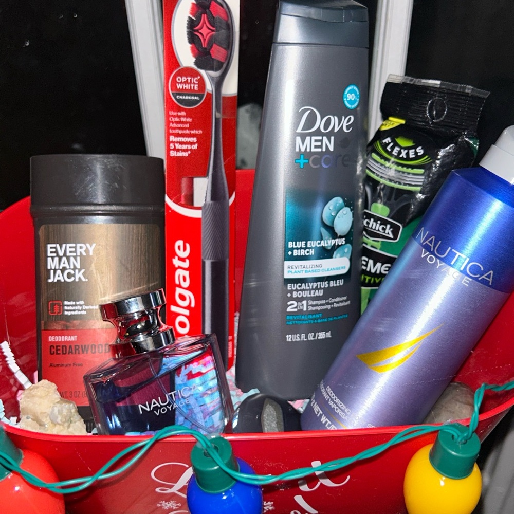 Nice Light Up Nautica Voyage Gift Basket